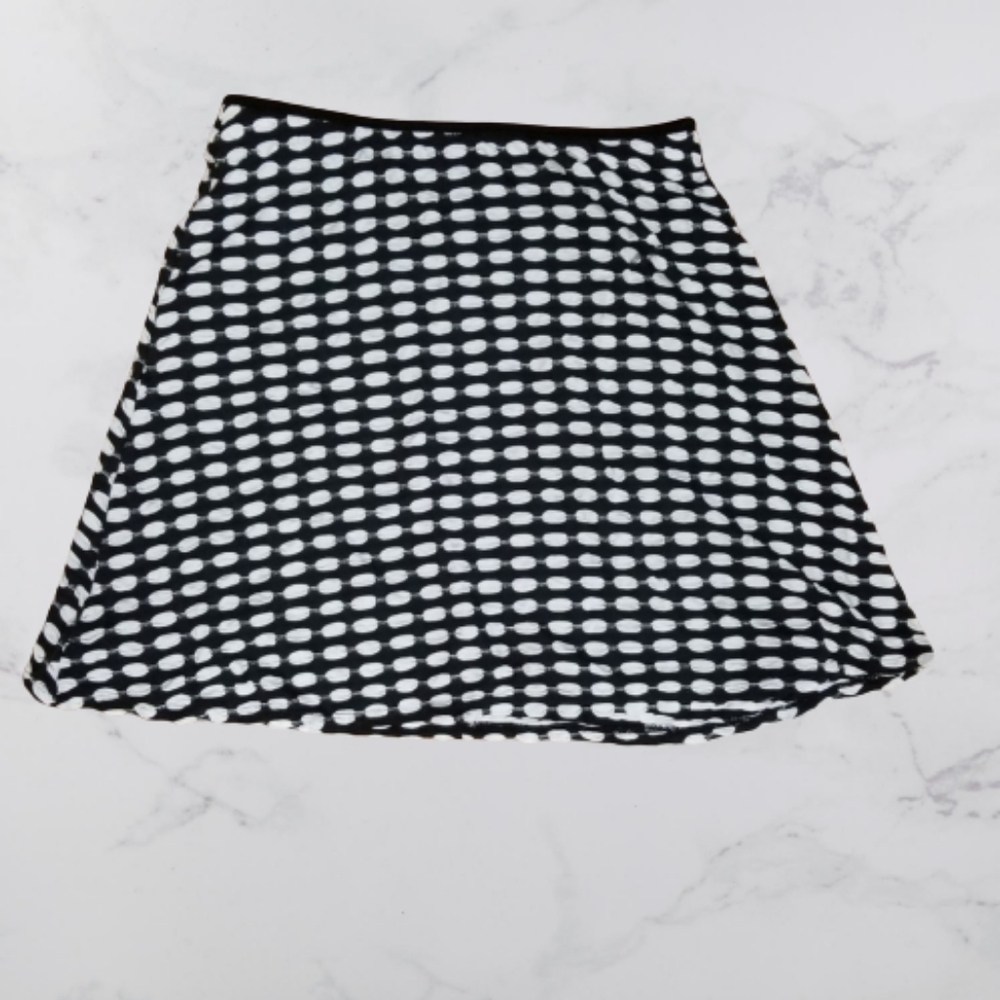 Max Studio women's black and white medium skirt